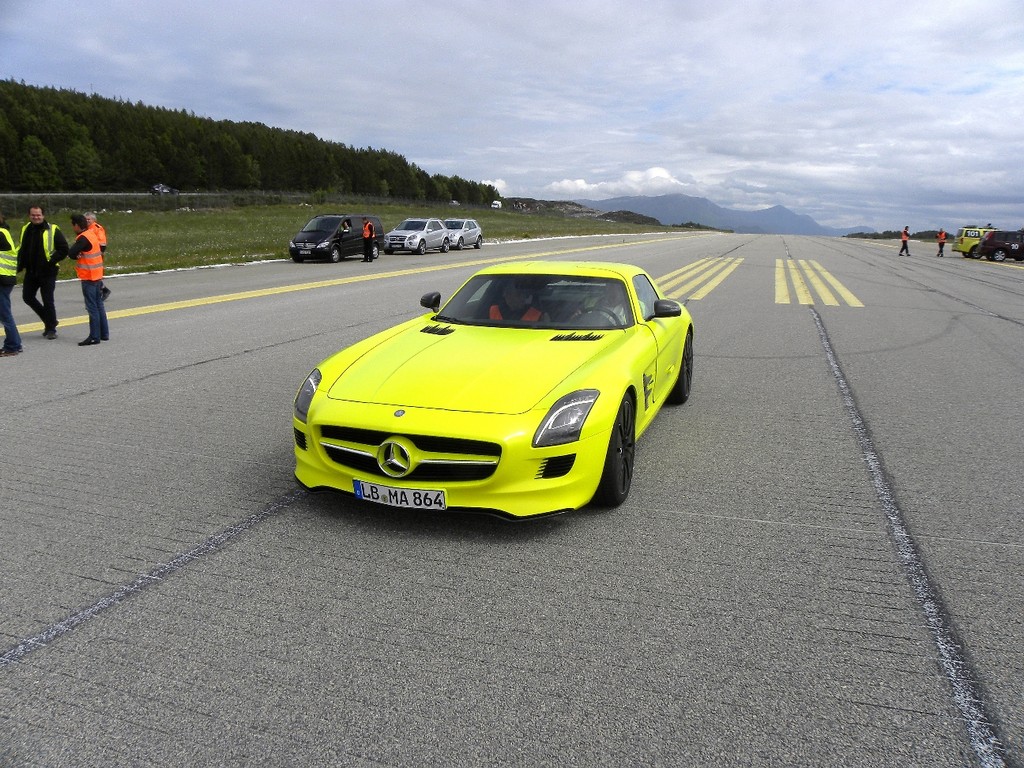 Genf 2012: AMG stellt den Elektro-Antrieb des SLS AMG E-Cell vor