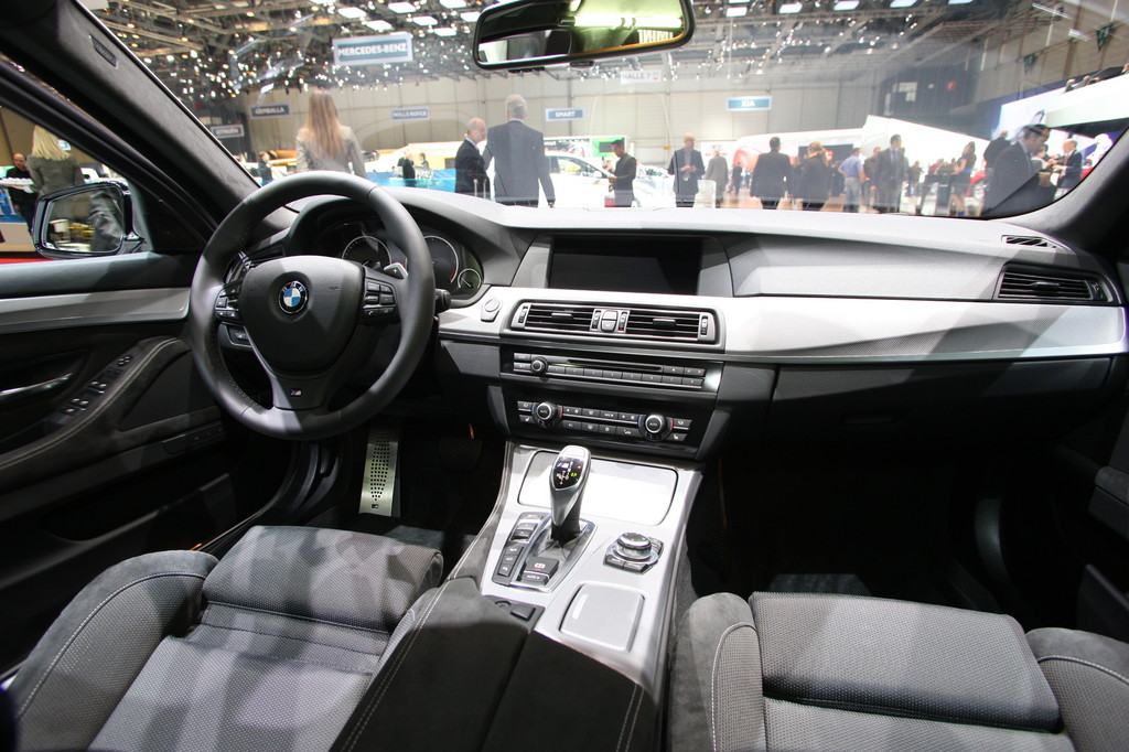 Genf 2012: BMW zeigt M6 Coupé und M-Performance-Modelle