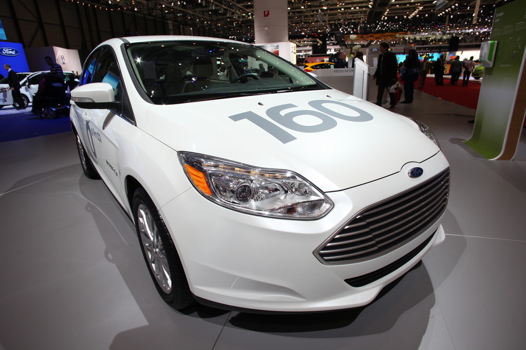 Genf 2012: Besucher können Ford Focus Electric fahren