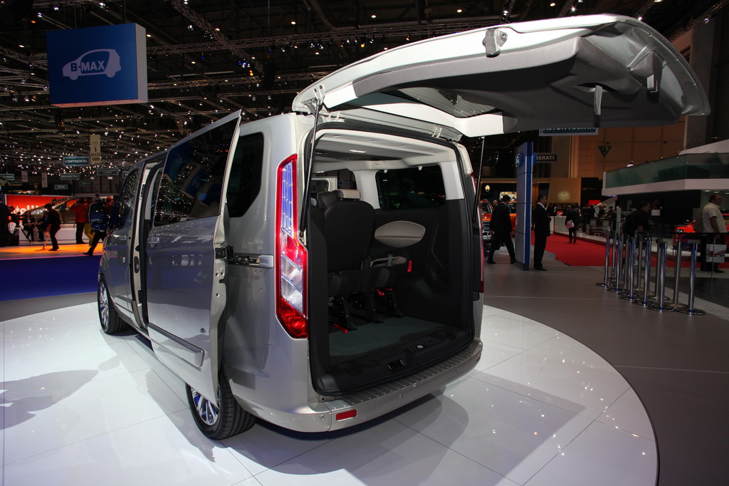 Genf 2012: Ford zeigt die neue Transit-Generation