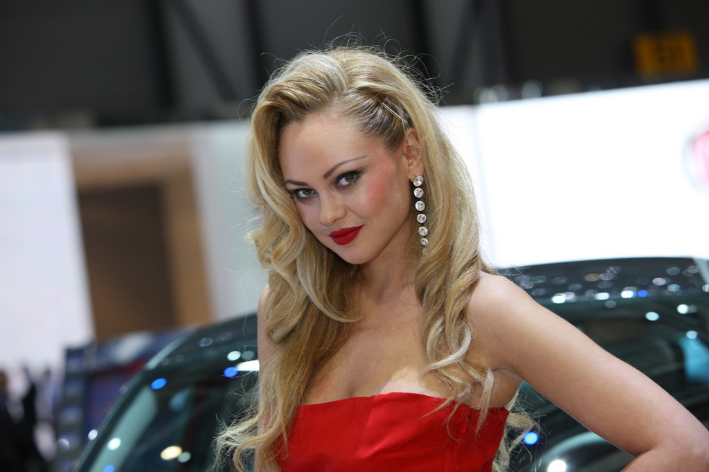Genf 2012: Girls, Girls, Girls
