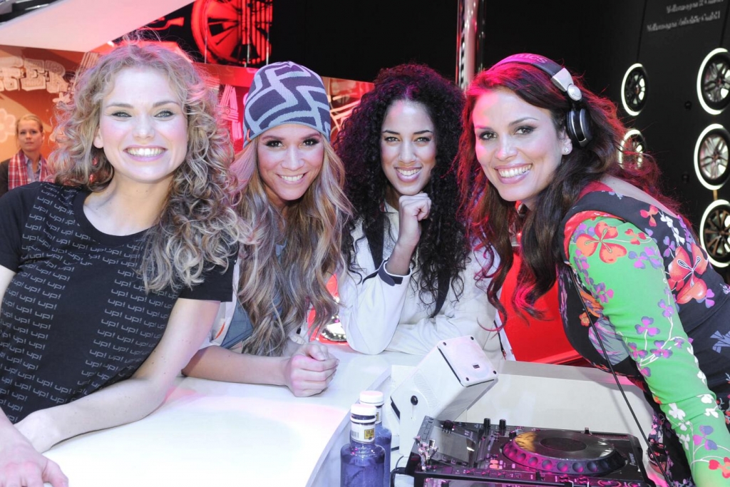 Genf 2012: Girls, Girls, Girls