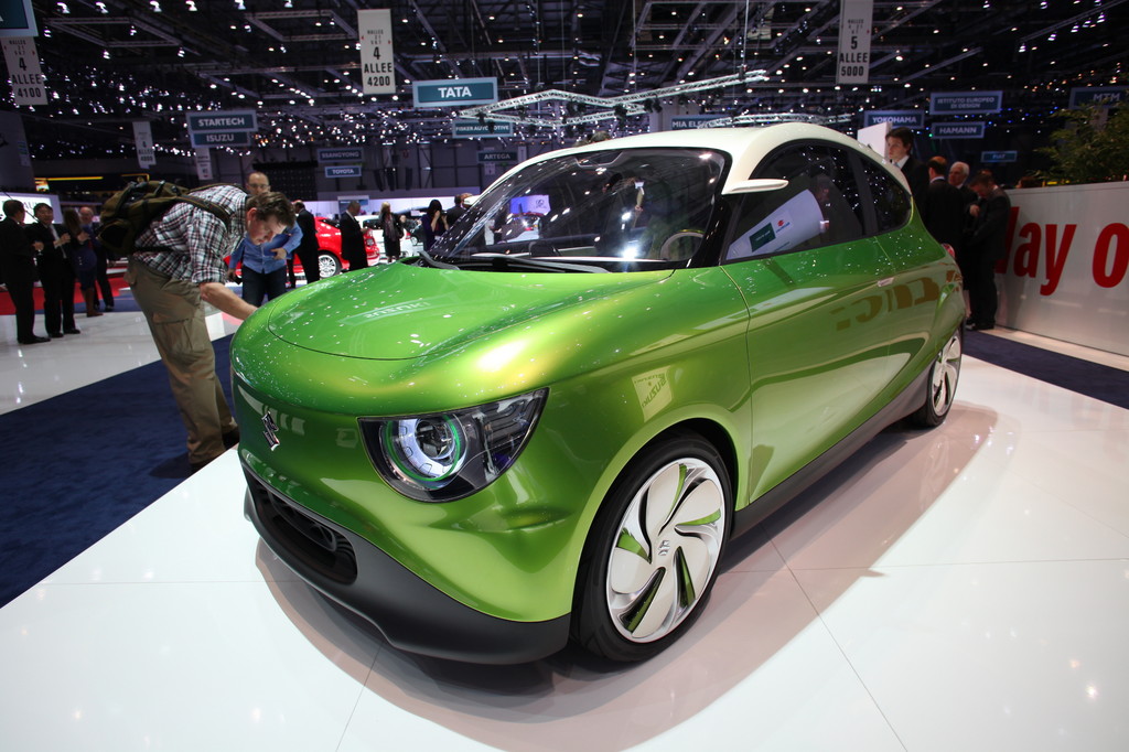 Genf 2012: Grasgrüner Suzuki G70 zeigt auch Freunde an