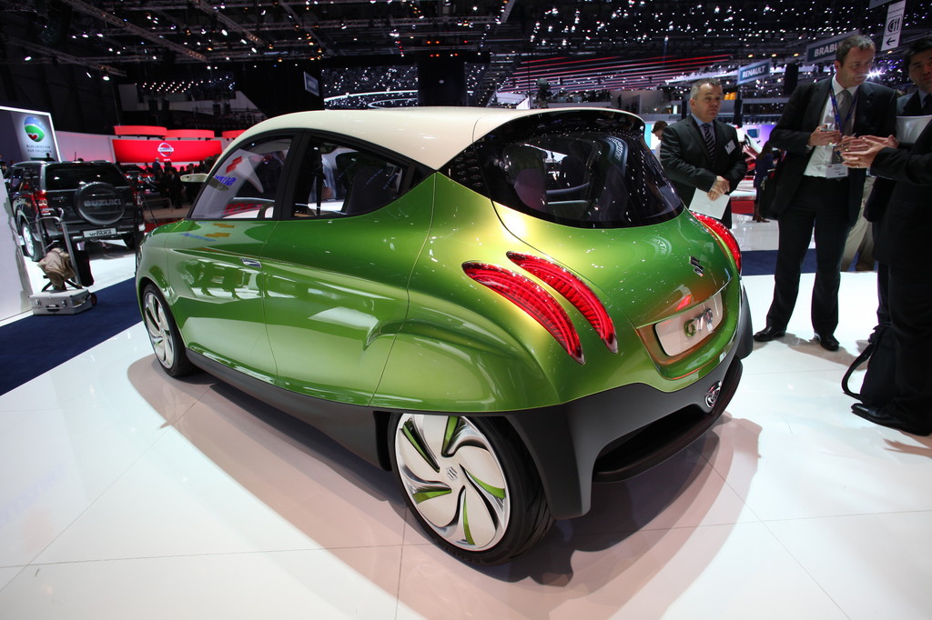 Genf 2012: Grasgrüner Suzuki G70 zeigt auch Freunde an