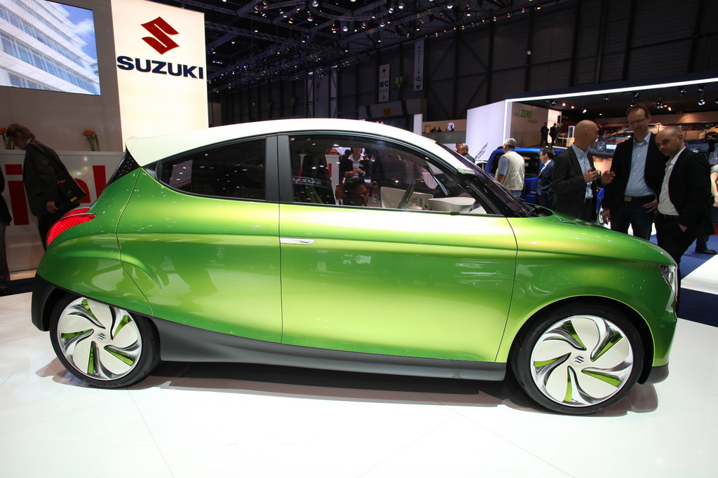 Genf 2012: Grasgrüner Suzuki G70 zeigt auch Freunde an