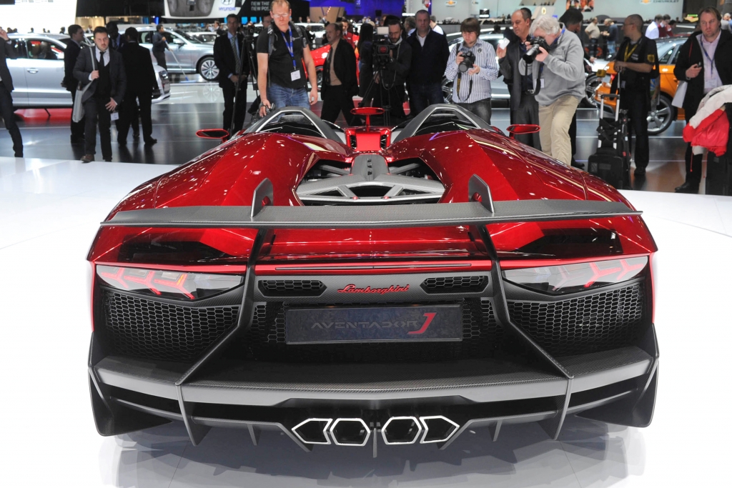 Genf 2012: Lamborghini Aventador Jota – Nach oben offen