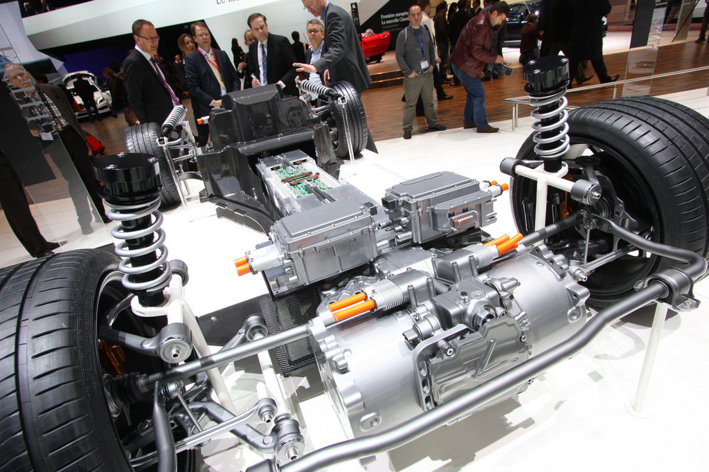 Genf 2012: Mercedes-Benz präsentiert SL 63 AMG