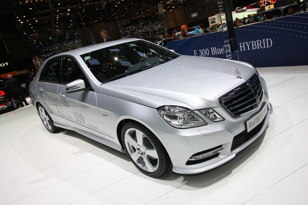 Genf 2012: Mercedes-Benz zeigt sparsamstes Oberklasse-Auto der Welt