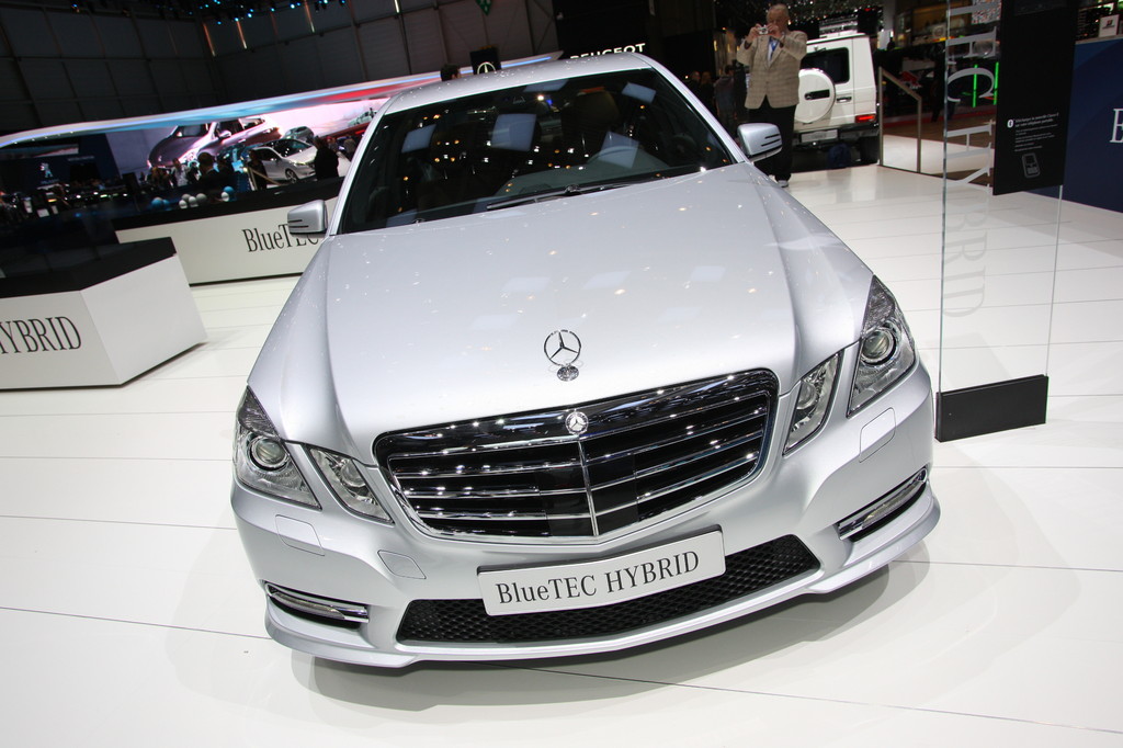 Genf 2012: Mercedes-Benz zeigt sparsamstes Oberklasse-Auto der Welt