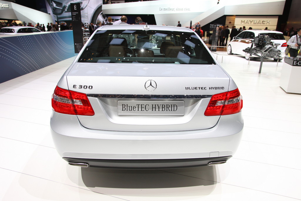 Genf 2012: Mercedes-Benz zeigt sparsamstes Oberklasse-Auto der Welt