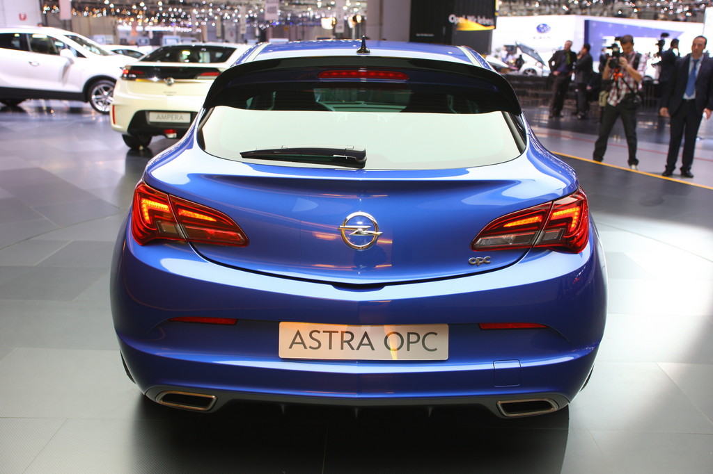 Genf 2012: Opel zeigt den stärksten Astra