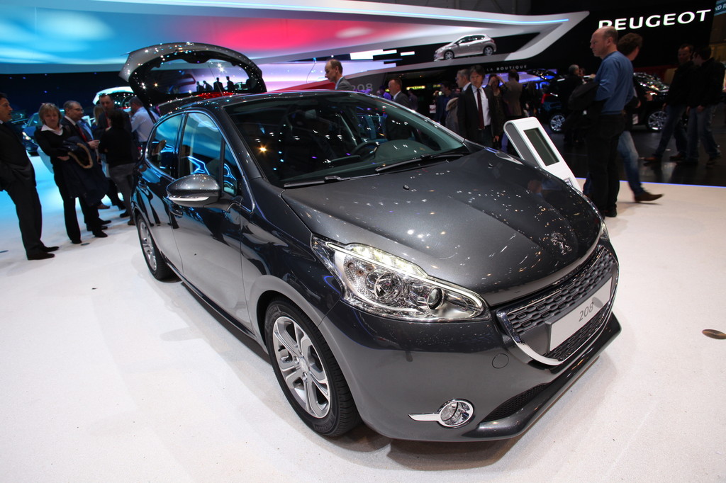Genf 2012: Peugeot präsentiert den 208