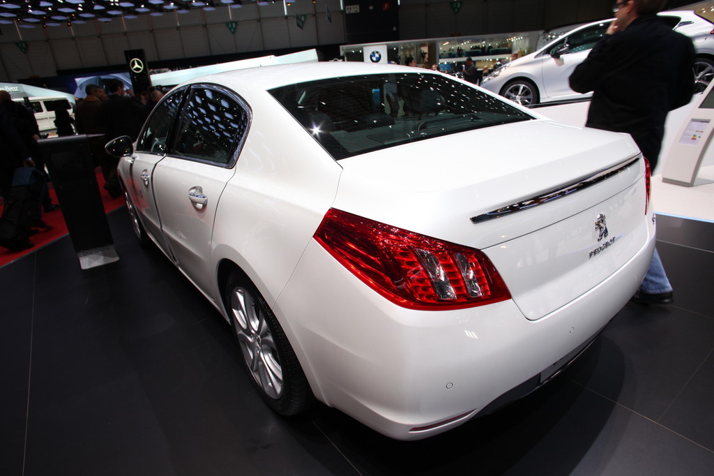 Genf 2012: Peugeot setzt Hybrid-Kurs fort