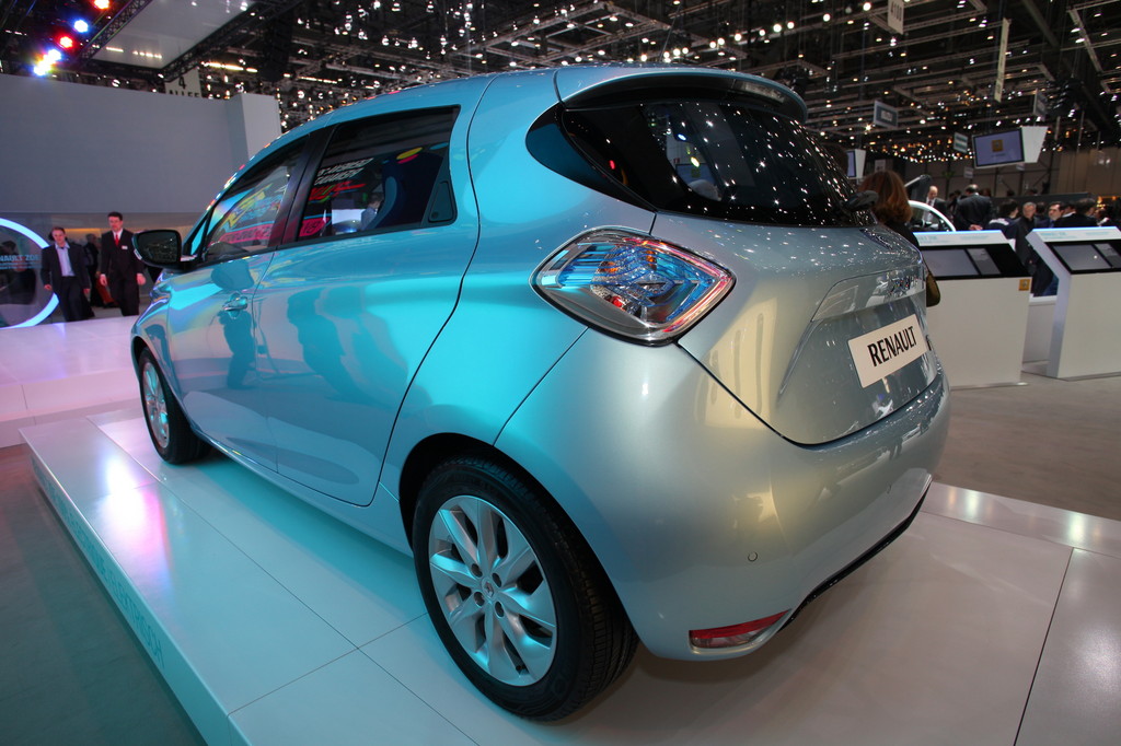 Genf 2012: Renault Zoe stromert zu Preisen ab 20 600 Euro