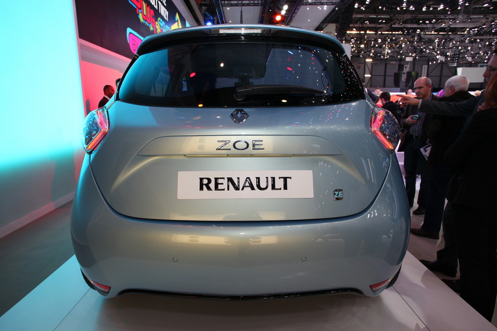 Genf 2012: Renault Zoe stromert zu Preisen ab 20 600 Euro