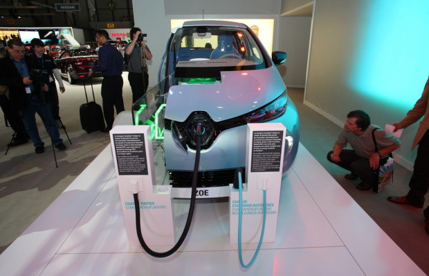 Genf 2012: Renault Zoe stromert zu Preisen ab 20.600 Euro