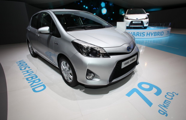 Genf 2012: Toyota Yaris Hybrid ab 16 950 Euro erhältlich