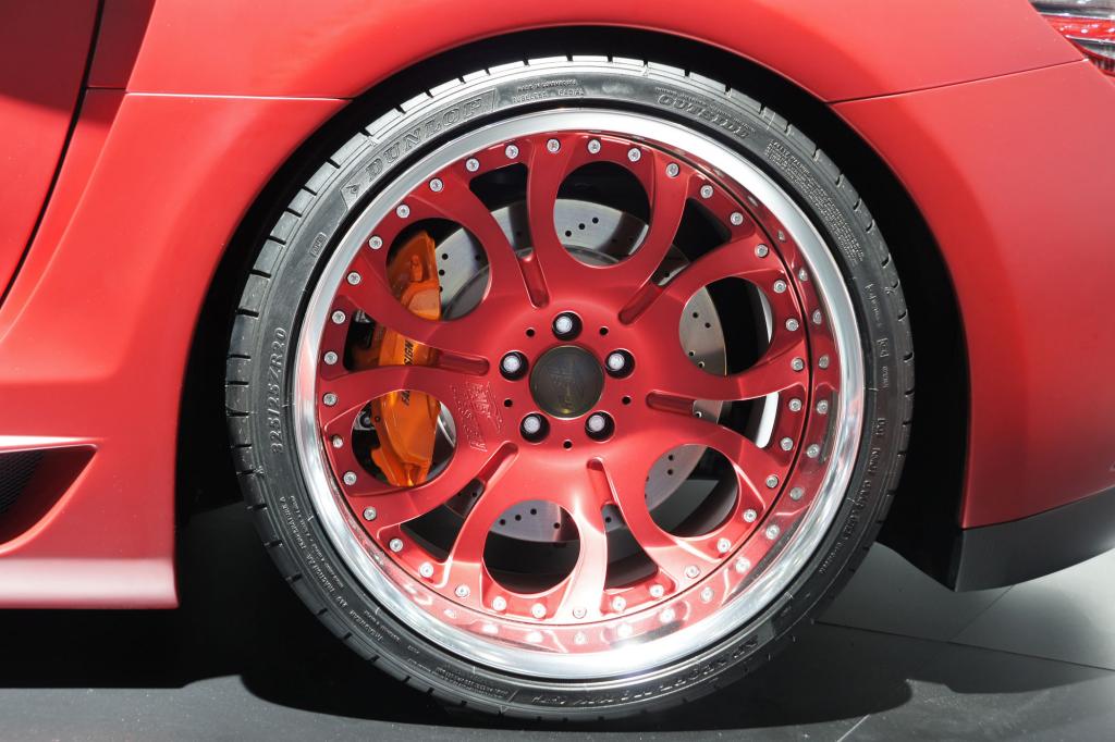 Genfer Autosalon 2012 - Die schönsten Auto-Beine