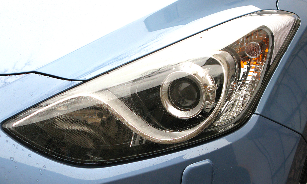 Hyundai i30: Moderne Leuchteinheit vorn.