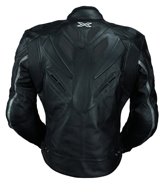 Ixs bietet Lederjacke 