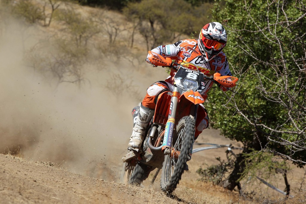 KTM startet mit zwei Siegen in die Enduro-WM