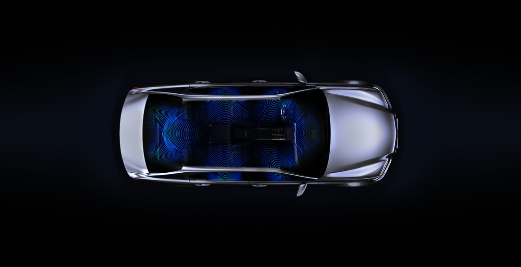 Lexus GS mit größtem Display