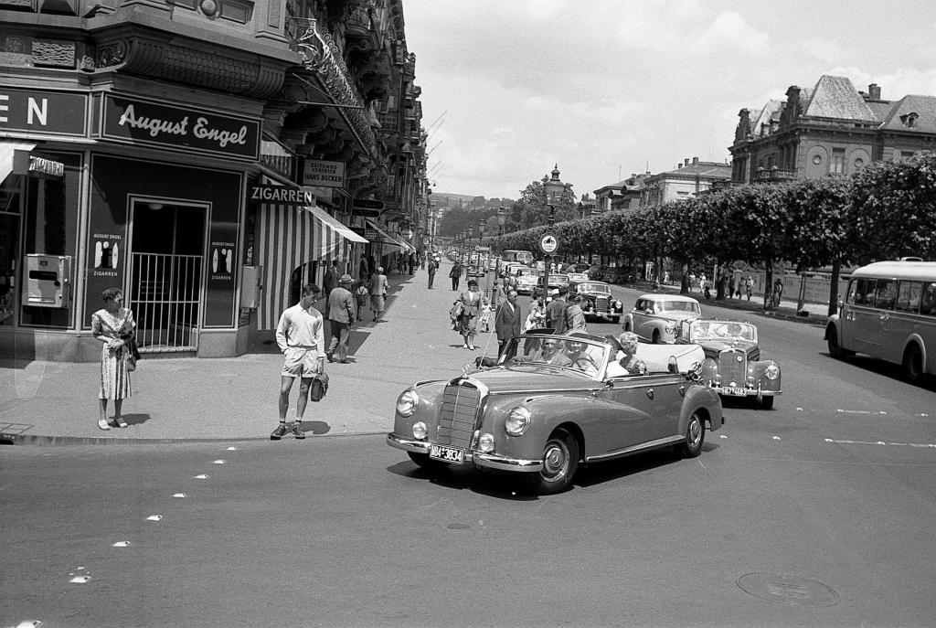Mercedes 300: Für Le Mans und Adenauer