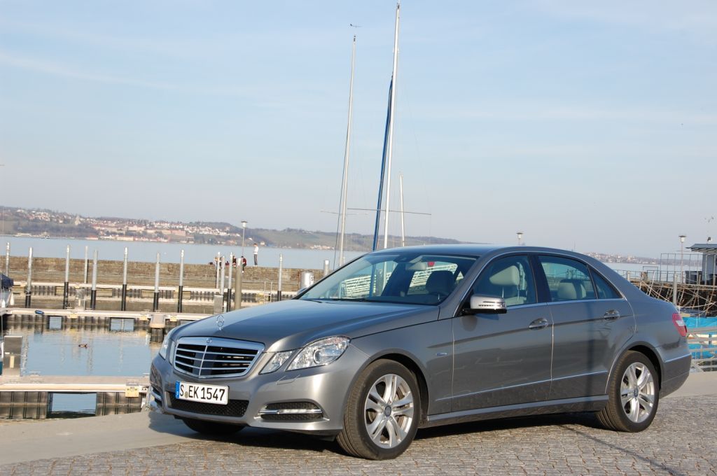 Mercedes E 300 Bluetec Hybrid: Das vielleicht sparsamste Oberklasse Modell der Welt