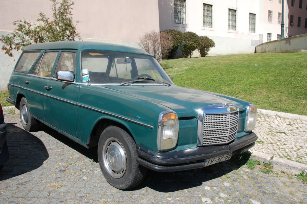Mercedes Strich-Acht