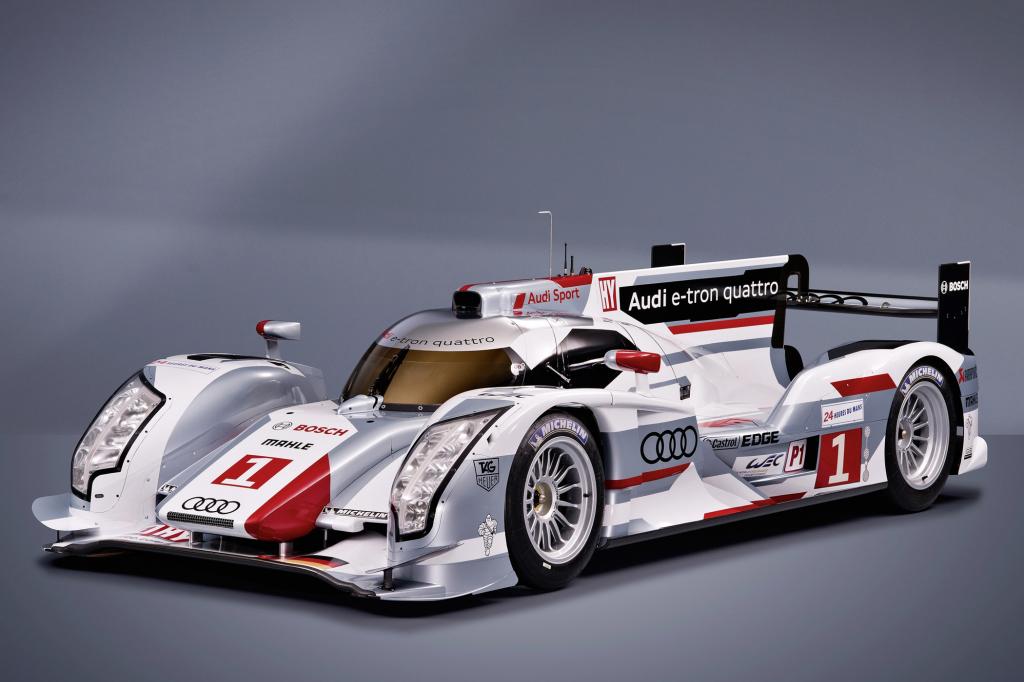 Mit dem R18 e-tron quattro stellt Audi einen Hybrid-Rennsportwagen vor