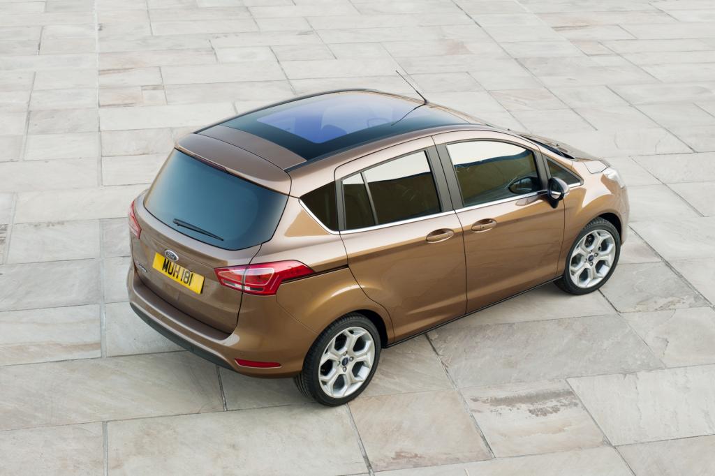 Mit einem neuartigen Türkonzept will der Ford B-Max Familien locken