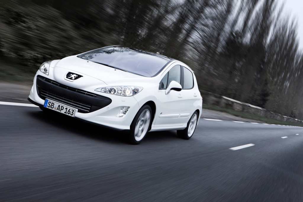 Peugeot wertet 308 und 508 auf