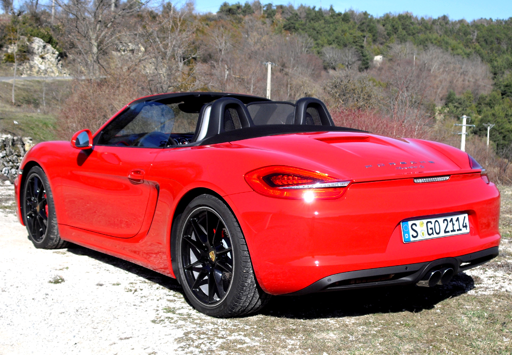 Porsche Boxster: Heck-/Seitenansicht. 