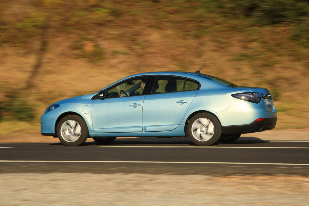 Renault Fluence Z.E. startet bei Rallye Monte Carlo