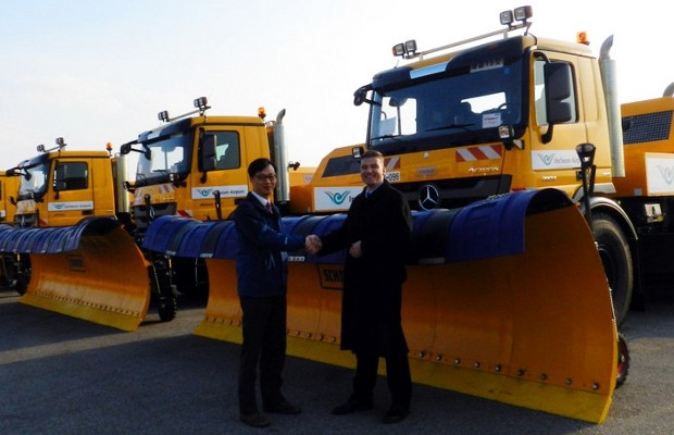 Sieben Mercedes-Benz Actros für Winterdienst in Südkorea
