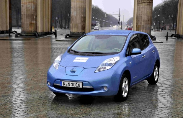 Test Nissan Leaf: Erstes Elektroauto der Kompaktklasse startet im April