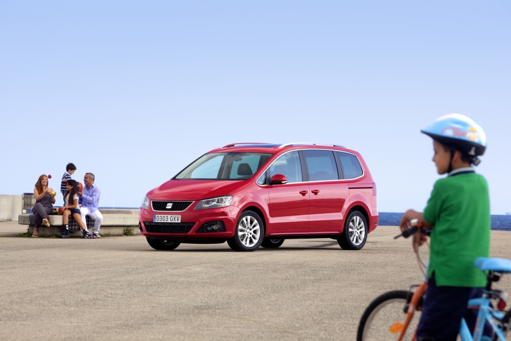 Test: Seat Alhambra 2.0 TSI - Der Familien-GTI