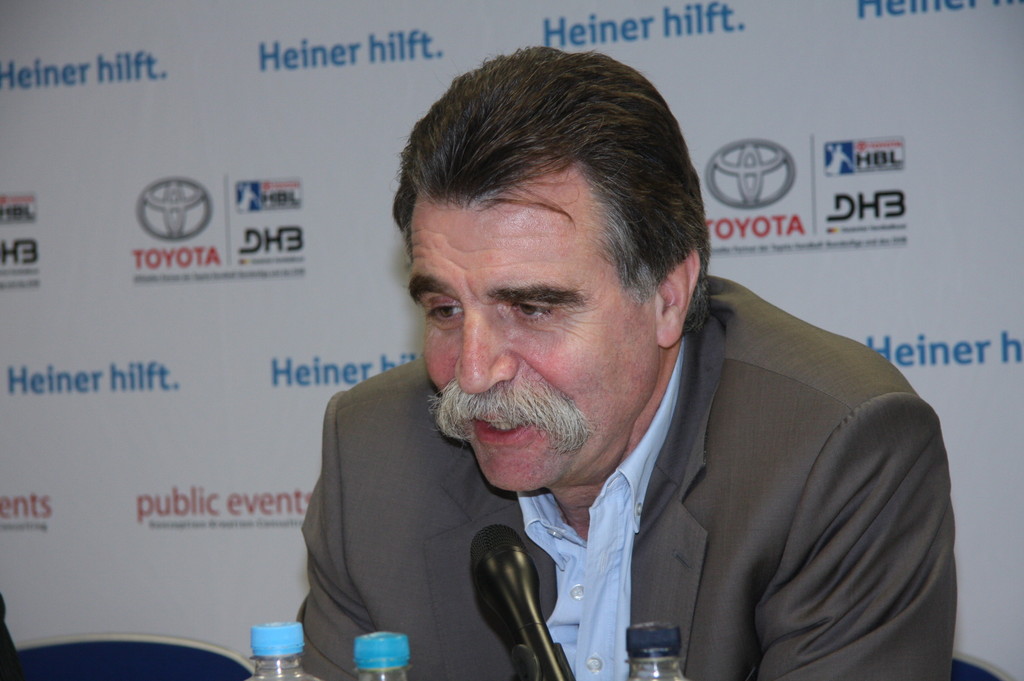 Toyota organisiert Handball Fan-Aktion