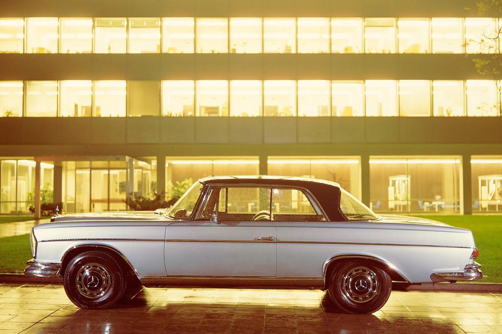 Tradition: 50 Jahre Mercedes-Benz 300 SE Coupé und Cabriolet - Die Ersten unter den Besten
