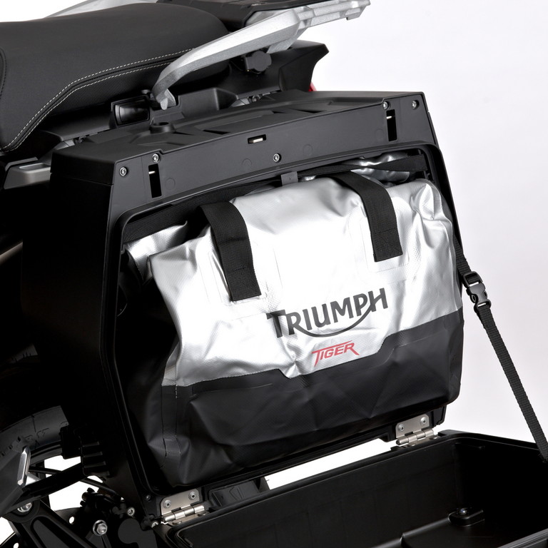 Triumph bietet Stauraum-Programm für die neue Tiger Explorer