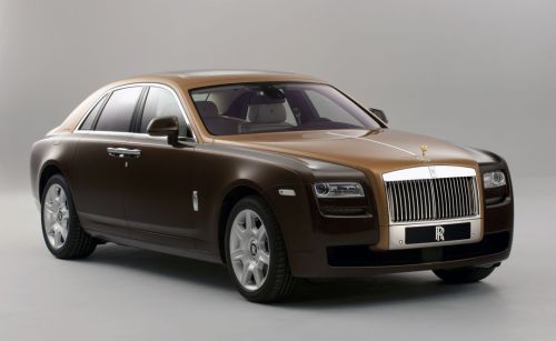 Two-Tone Ghost Braun auf dem Genfer Autosalon Quelle: Rolls Royce 