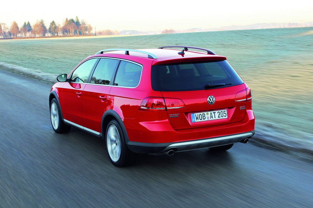 Volkswagen Passat Alltrack steht bei den Händlern