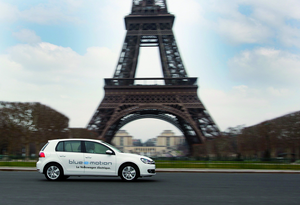 Volkswagen erprobt Golf Blue-e-Motion Flotte in Frankreich