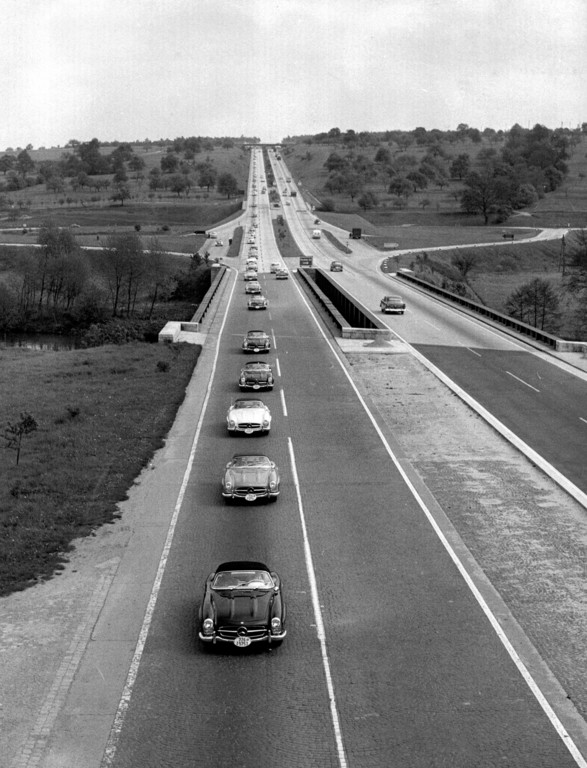 60 Jahre Mercedes-Benz SL: Besser als Aktien