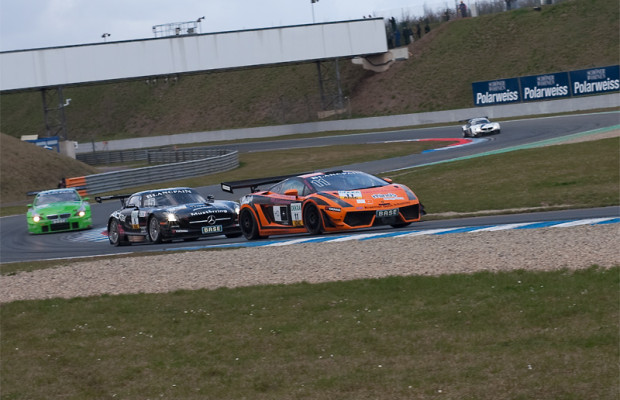ADAC GT Masters: Porsche-Sieg bei Auftaktrennen in Oschersleben