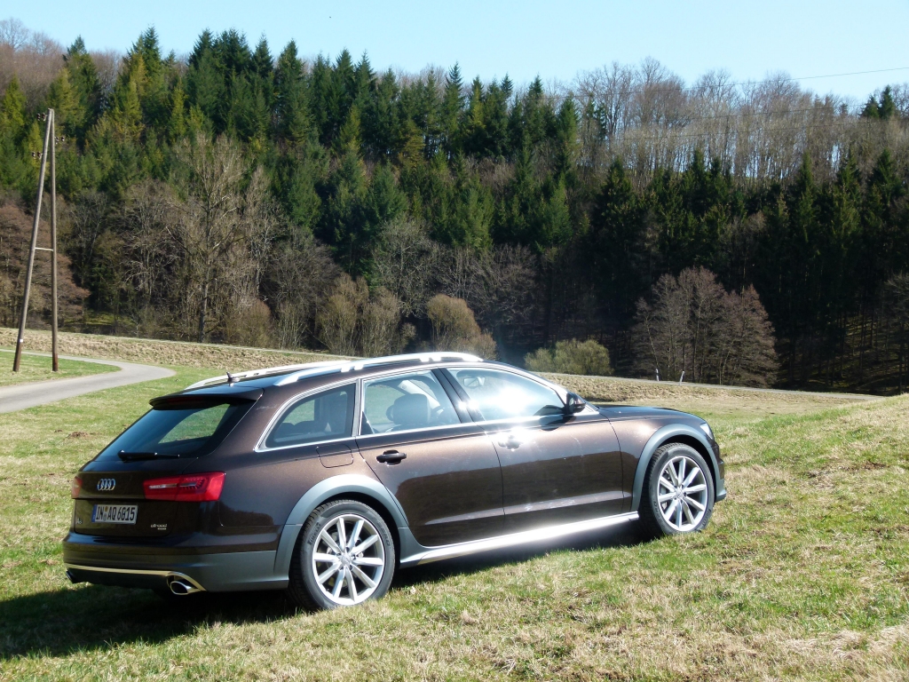 Audi A6 allroad quattro: Start-Stopp-System und mächtig was auf die Ohren