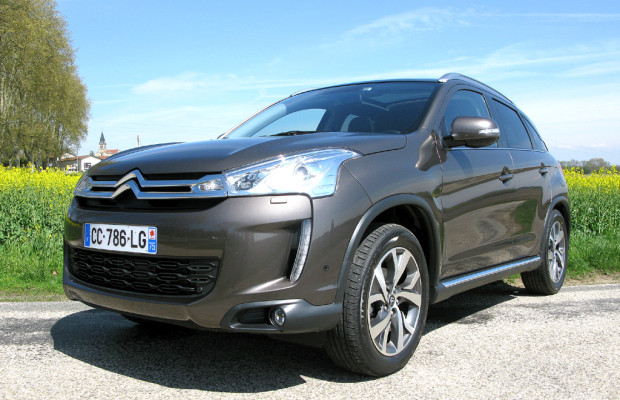 Auf Eroberungskurs: Auch neuer Citroën Kompakt-SUV C4 Aircross noch ab Juni