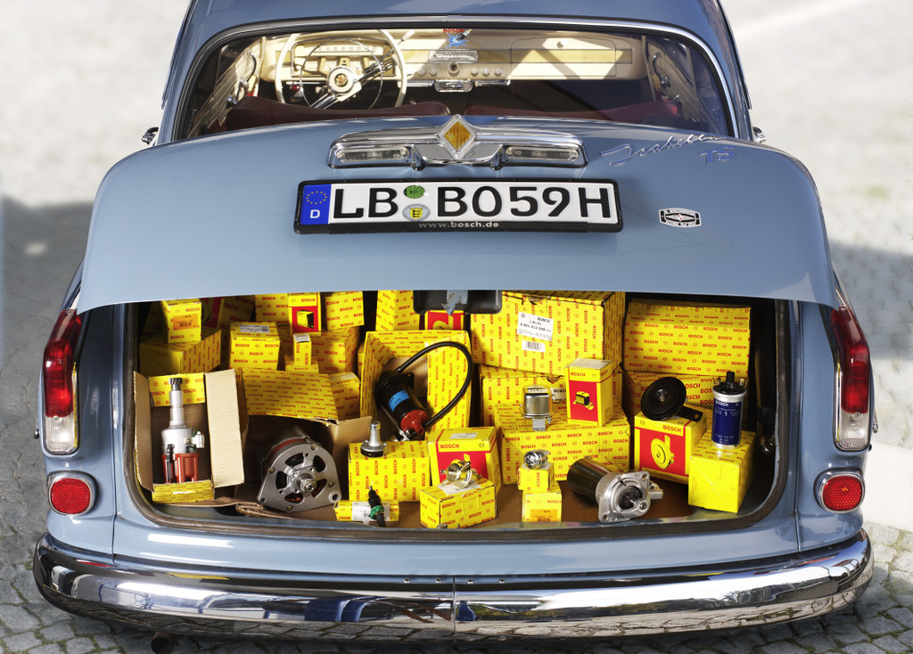 Bosch bietet Ersatzteile für Old- und Youngtimer jetzt online an