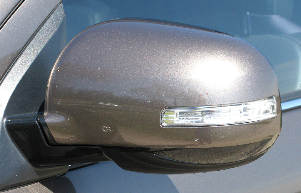 Citroëns C4 Aircross: In die Außenspiegel sind schmale Blinkblöcke integriert. 