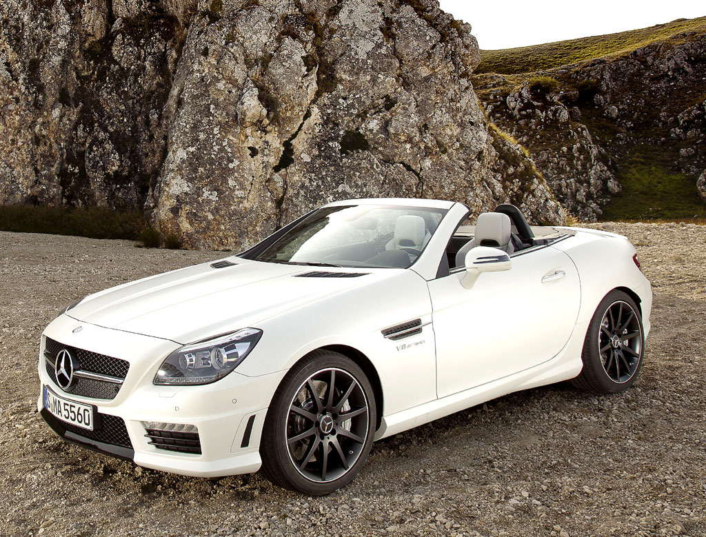Den SLK 55 AMG bietet Mercedes mit Zylinderabschaltung als zusätzlichem Appetitzügler an.